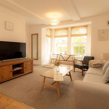 Crescent House Apartments Telford Buitenkant foto
