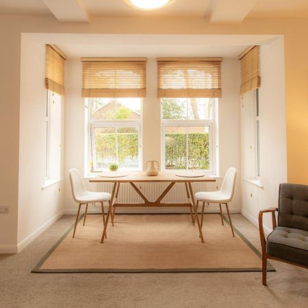 Crescent House Apartments Telford Buitenkant foto