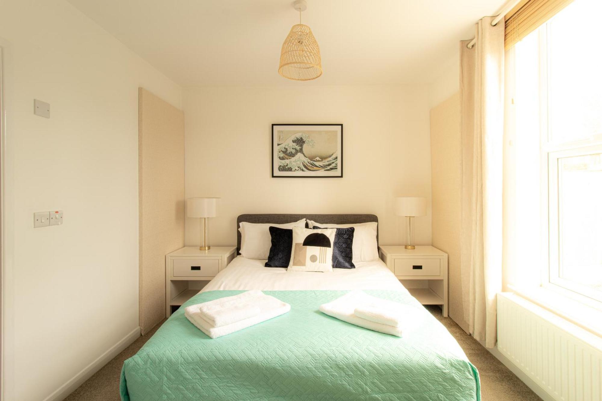 Crescent House Apartments Telford Buitenkant foto